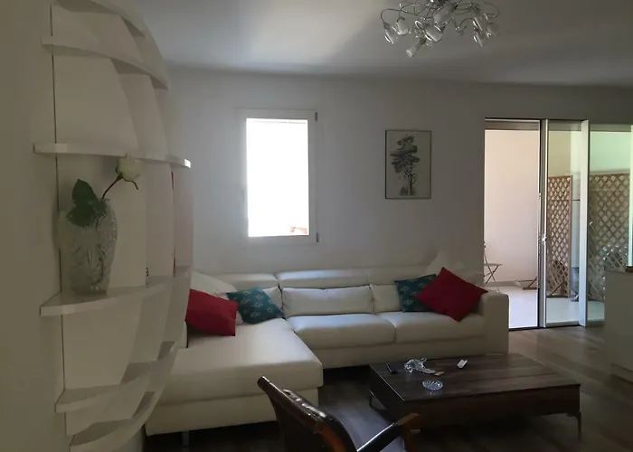 דירה Modern Flat ++